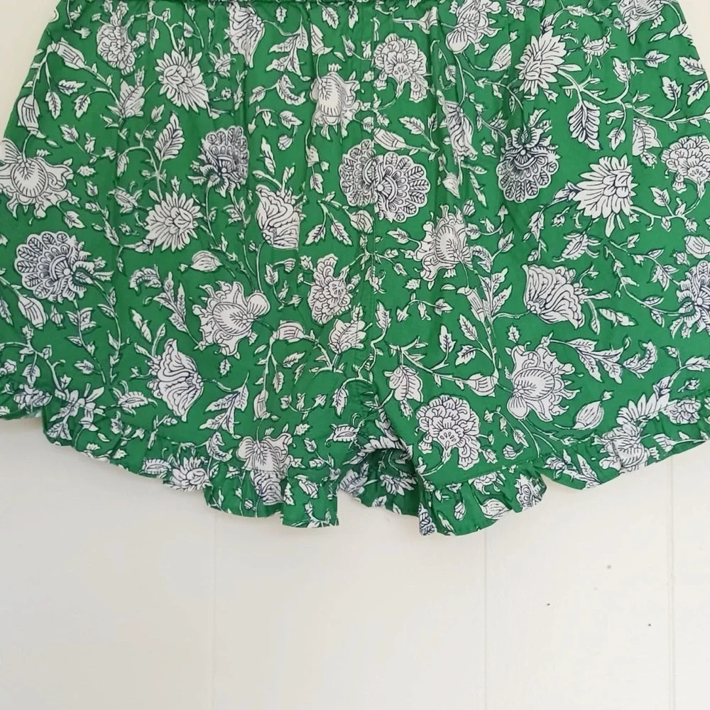 NWT CREWCUTS Green Floral Ruffle Pocket Shorts Girls 12 - Picture 6 of 7